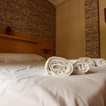 Rentalsevilla Centrico Apartamento Junto Al Guadalquivir Con Parking Coche Mediano Exterior photo