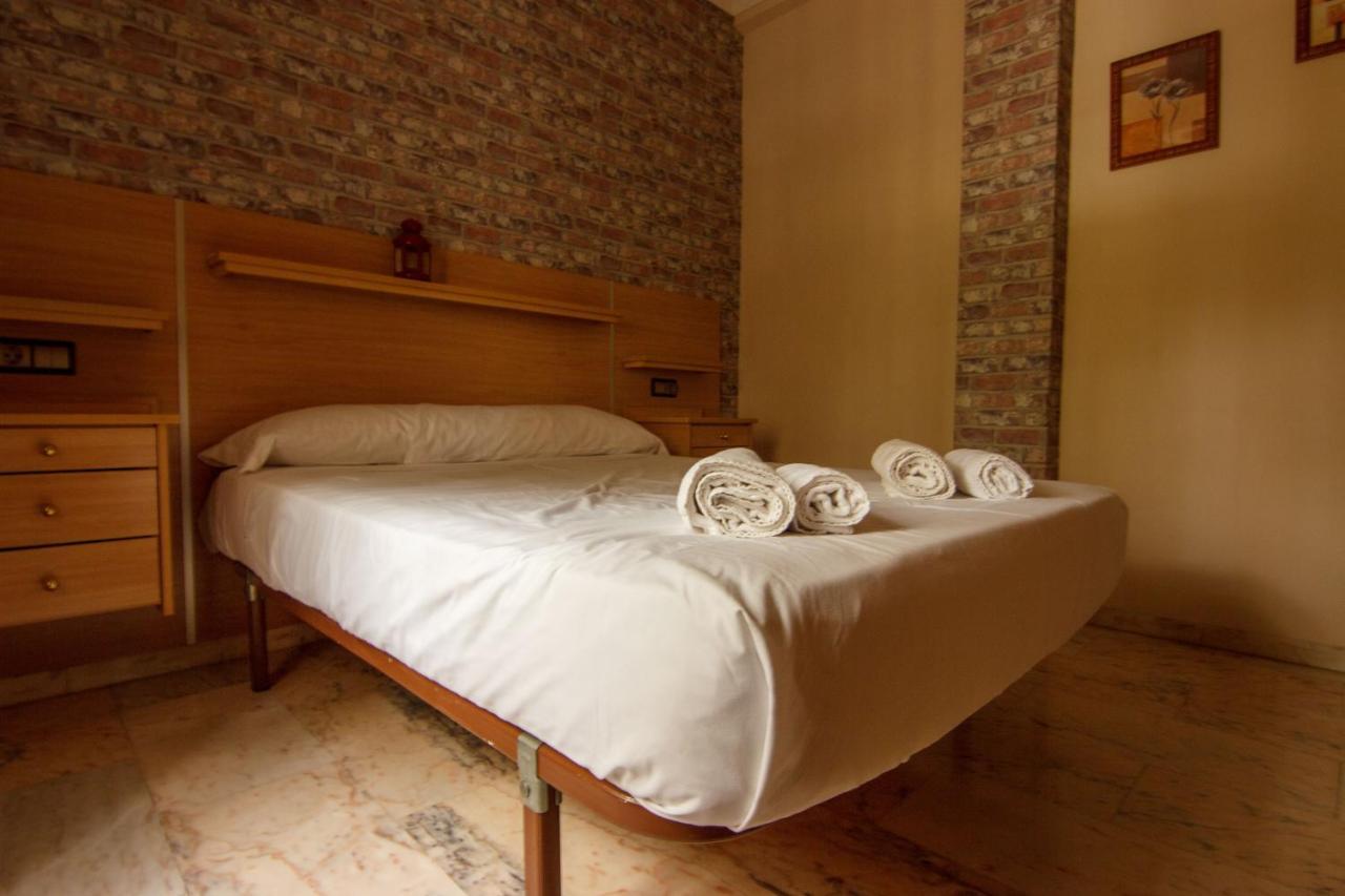Rentalsevilla Centrico Apartamento Junto Al Guadalquivir Con Parking Coche Mediano Exterior photo