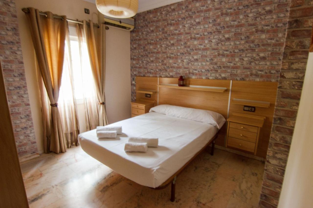 Rentalsevilla Centrico Apartamento Junto Al Guadalquivir Con Parking Coche Mediano Exterior photo