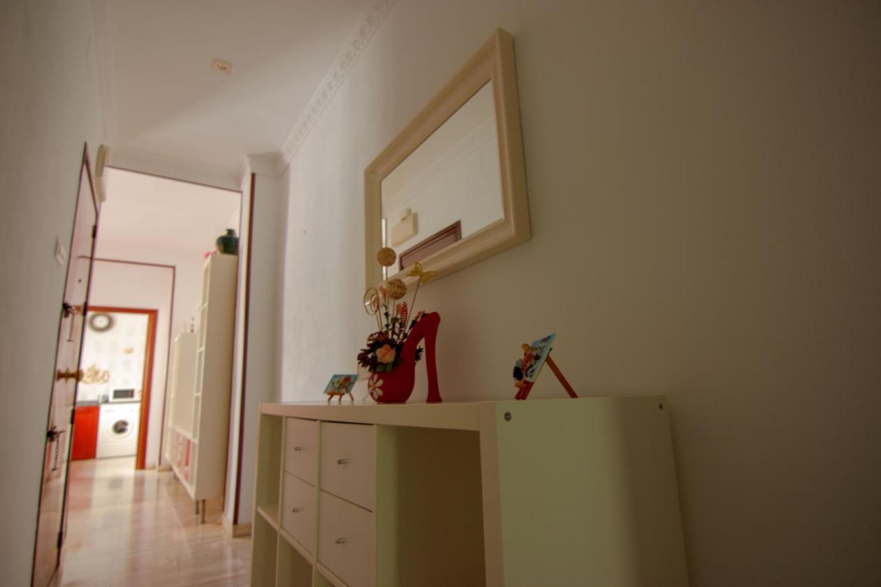Rentalsevilla Centrico Apartamento Junto Al Guadalquivir Con Parking Coche Mediano Exterior photo