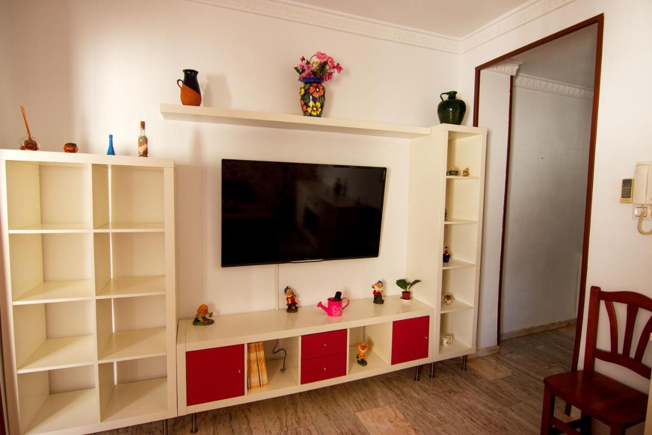 Rentalsevilla Centrico Apartamento Junto Al Guadalquivir Con Parking Coche Mediano Exterior photo