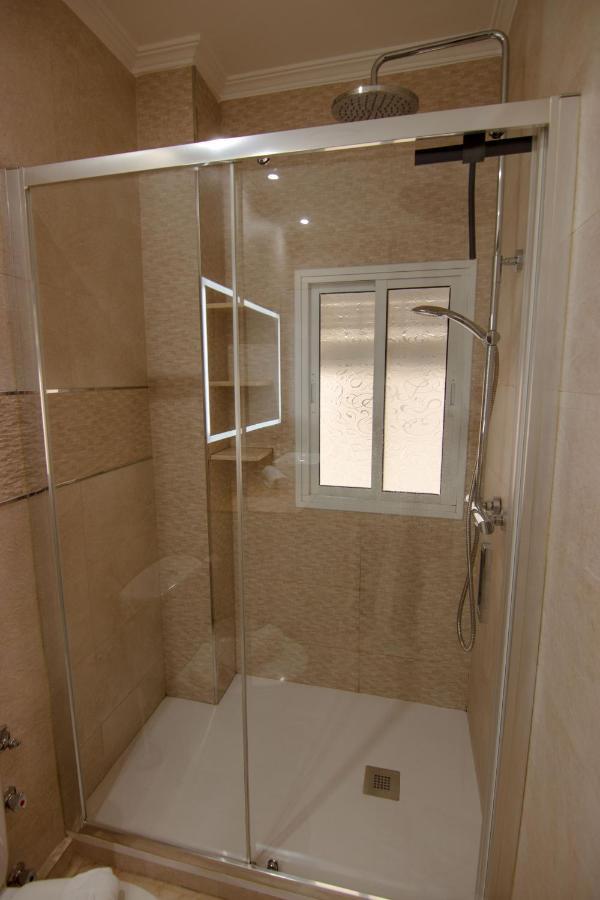 Rentalsevilla Centrico Apartamento Junto Al Guadalquivir Con Parking Coche Mediano Exterior photo